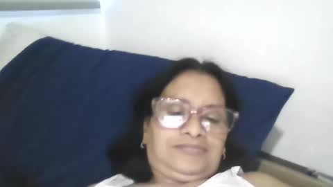 Ester online show from May 2026 10:51:01 PM