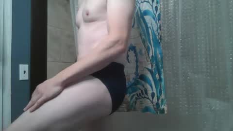 tittyzandbeer online show from November 2025 09:54:02 AM