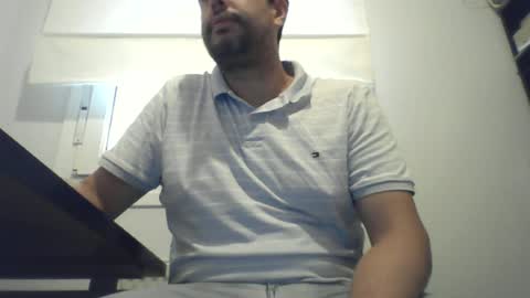Snapshot of titusnow chatting on June 2026 09:35:02 AM titusnow online show from June 2026 09:35:02 AM