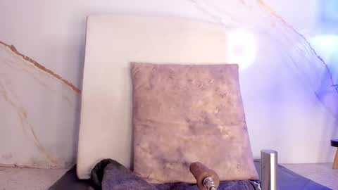 Tivizay online show from November 2025 02:28:01 PM