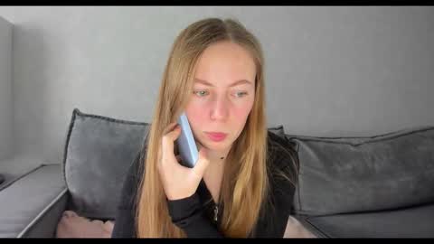 Snapshot of tixxxy chatting on November 2025 10:26:02 AM Maria online show from November 2025 10:26:02 AM