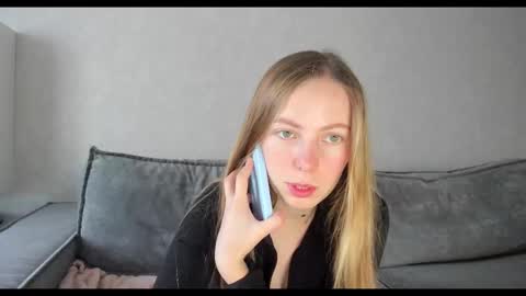 Snapshot of tixxxy chatting on November 2025 10:15:02 AM Maria online show from November 2025 10:15:02 AM