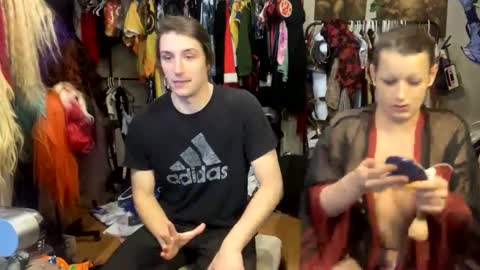 tjfemboi5641 online show from September 2025 10:31:01 AM