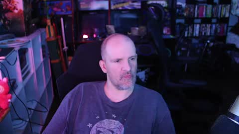 TK Maconn online show from May 2026 08:11:01 AM