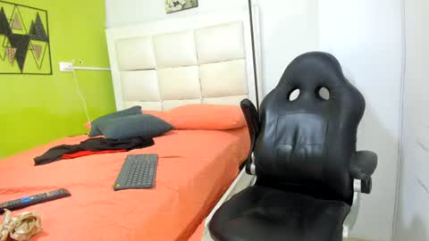 TOBBY online show from July 2026 04:19:01 AM