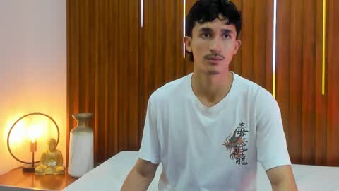 Tobias  online show from October 2025 07:27:01 PM