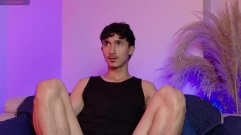 Tobias  online show from November 2025 10:45:02 PM