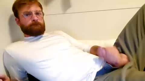 Snapshot of toffbuck chatting on October 2025 11:27:02 PM ToffBuck online show from October 2025 11:27:02 PM