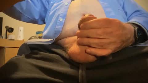 Snapshot of togbear chatting on January 2025 08:46:02 PM Togbear online show from January 2025 08:46:02 PM