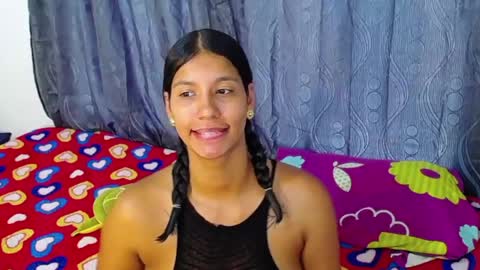 Adela y juan online show from May 2026 09:43:01 PM