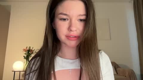 Alice  Alice -   online show from June 2026 03:36:01 PM