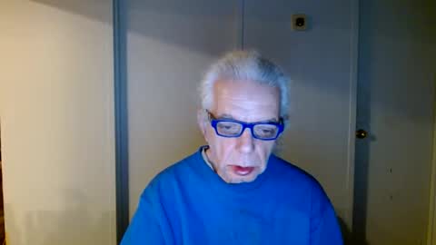 Snapshot of tom112292014 chatting on February 2025 10:31:01 AM tom112292014 online show from February 2025 10:31:01 AM