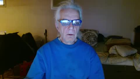 Snapshot of tom112292014 chatting on February 2025 12:14:02 PM tom112292014 online show from February 2025 12:14:02 PM