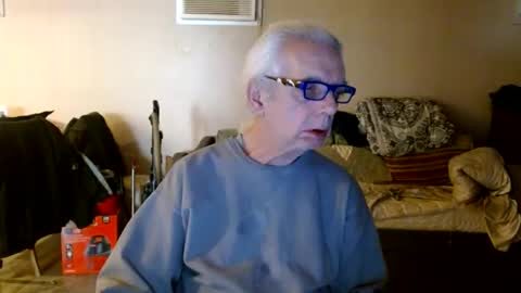 Snapshot of tom112292014 chatting on February 2025 07:05:02 PM tom112292014 online show from February 2025 07:05:02 PM