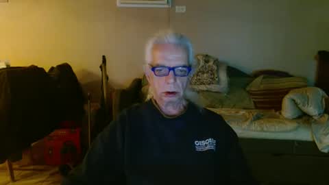 Snapshot of tom112292014 chatting on March 2025 12:15:01 PM tom112292014 online show from March 2025 12:15:01 PM