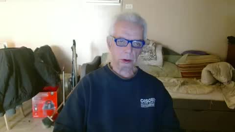 Snapshot of tom112292014 chatting on March 2025 03:20:02 PM tom112292014 online show from March 2025 03:20:02 PM