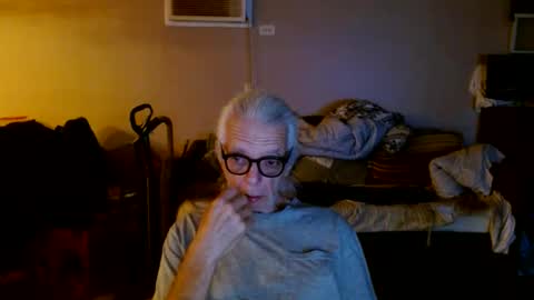 Snapshot of tom112292014 chatting on September 2025 12:46:02 AM tom112292014 online show from September 2025 12:46:02 AM