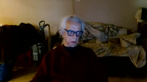 Snapshot of tom112292014 chatting on May 2026 06:47:02 PM tom112292014 online show from May 2026 06:47:02 PM