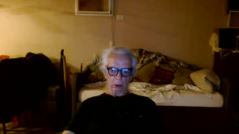 Snapshot of tom112292014 chatting on June 2026 02:42:01 AM tom112292014 online show from June 2026 02:42:01 AM