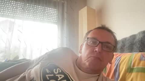 Snapshot of tom6644 chatting on October 2025 02:07:01 PM Tom online show from October 2025 02:07:01 PM