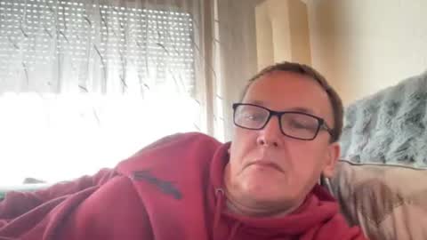 Tom online show from April 2026 01:42:02 PM