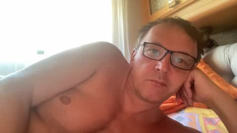 Snapshot of tom6644 chatting on July 2026 11:34:01 AM Tom online show from July 2026 11:34:01 AM