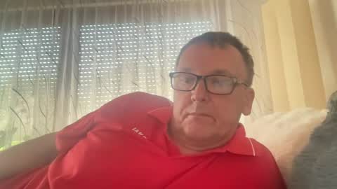 Snapshot of tom6644 chatting on July 2026 09:01:02 AM Tom online show from July 2026 09:01:02 AM