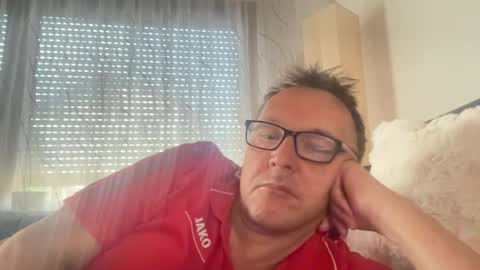 Snapshot of tom6644 chatting on July 2026 06:44:02 AM Tom online show from July 2026 06:44:02 AM