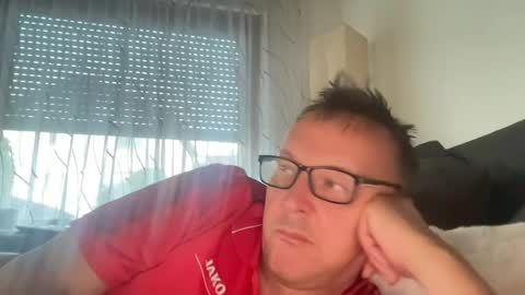 Snapshot of tom6644 chatting on July 2026 06:50:02 PM Tom online show from July 2026 06:50:02 PM