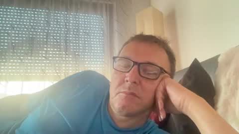 Snapshot of tom6644 chatting on July 2026 07:06:01 AM Tom online show from July 2026 07:06:01 AM