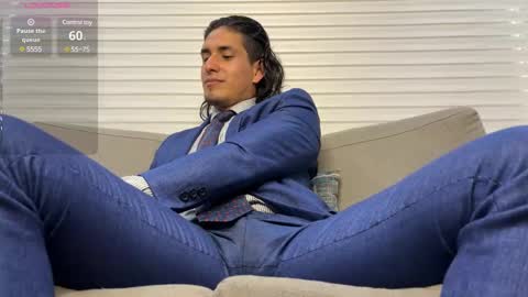 TOM online show from February 2025 08:40:01 PM