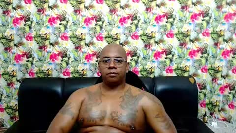 Snapshot of tom_miller chatting on January 2025 08:40:02 AM Tom Miller online show from January 2025 08:40:02 AM