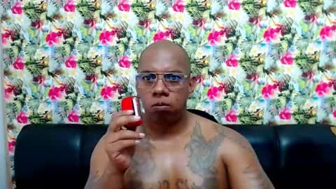 Snapshot of tom_miller chatting on January 2025 08:57:02 AM Tom Miller online show from January 2025 08:57:02 AM