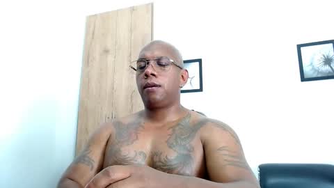 Snapshot of tom_miller chatting on February 2025 08:42:01 AM Tom Miller online show from February 2025 08:42:01 AM