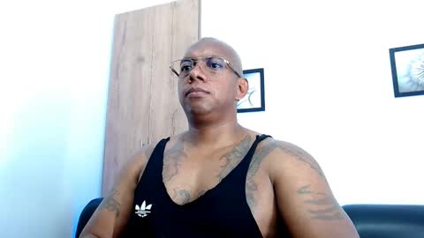 Snapshot of tom_miller chatting on February 2025 08:16:01 AM Tom Miller online show from February 2025 08:16:01 AM