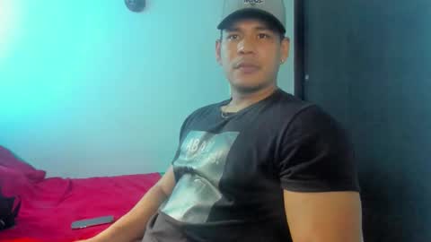 Tom Sin online show from October 2025 06:20:01 PM