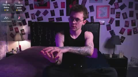 tomas_norton online show from May 2026 08:57:02 PM