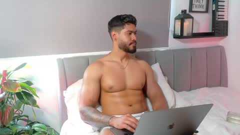 Tomas Ferrer online show from June 2026 08:12:02 PM