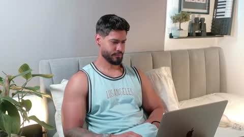 Tomas Ferrer online show from June 2026 08:33:02 PM