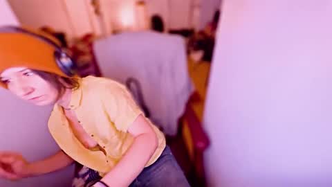 tomboy_titties online show from September 2025 06:02:02 AM