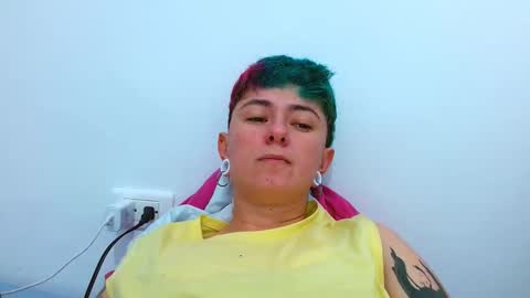 Blue online show from December 2025 08:04:02 PM