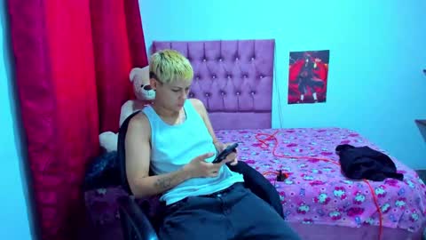 Snapshot of tomboygirl69 chatting on December 2024 06:18:02 PM tomboygirl69 online show from December 2024 06:18:02 PM