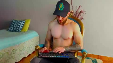 Snapshot of tomdavisxl chatting on September 2025 03:34:02 PM tomDavisXl online show from September 2025 03:34:02 PM