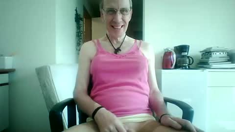 tomislav321 online show from May 2026 01:27:02 PM