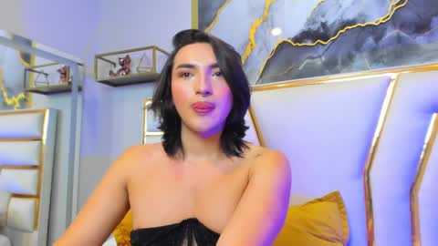   online show from March 2025 02:45:01 PM