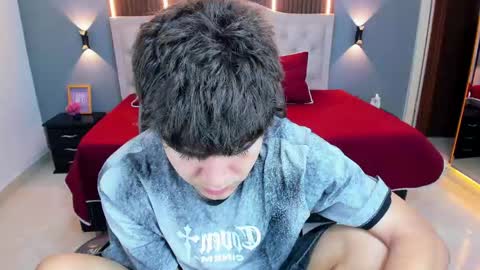 Tommy  online show from May 2026 03:33:02 AM