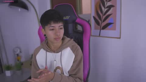 Blue  online show from September 2025 01:02:02 PM