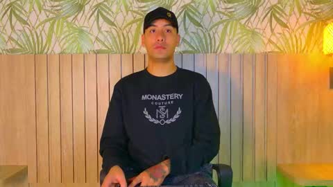 Snapshot of tommy_blue_ chatting on February 2026 06:59:02 PM Tommy online show from February 2026 06:59:02 PM