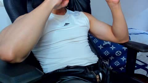 Twitter BreddTommy IG tommy bredd online show from February 2025 09:26:02 PM