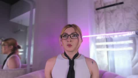 tommy_lovee online show from May 2026 04:28:01 AM